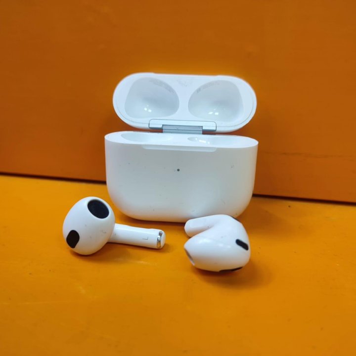 Беспроводные наушники Apple AirPods 3