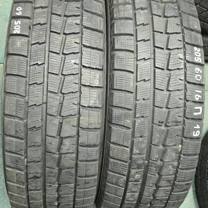 2шт.205/60/16 Dunlop WinterMaxx 02 (2019 год)