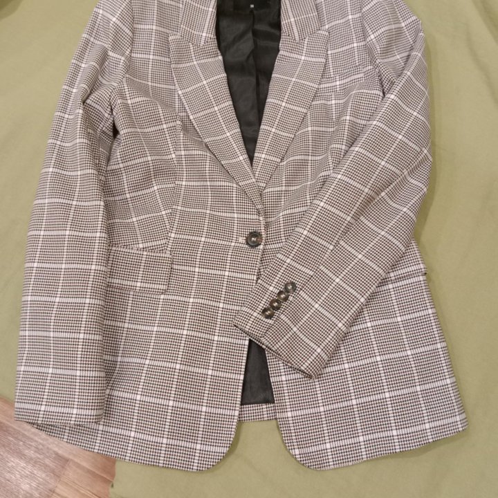 Пиджак женский