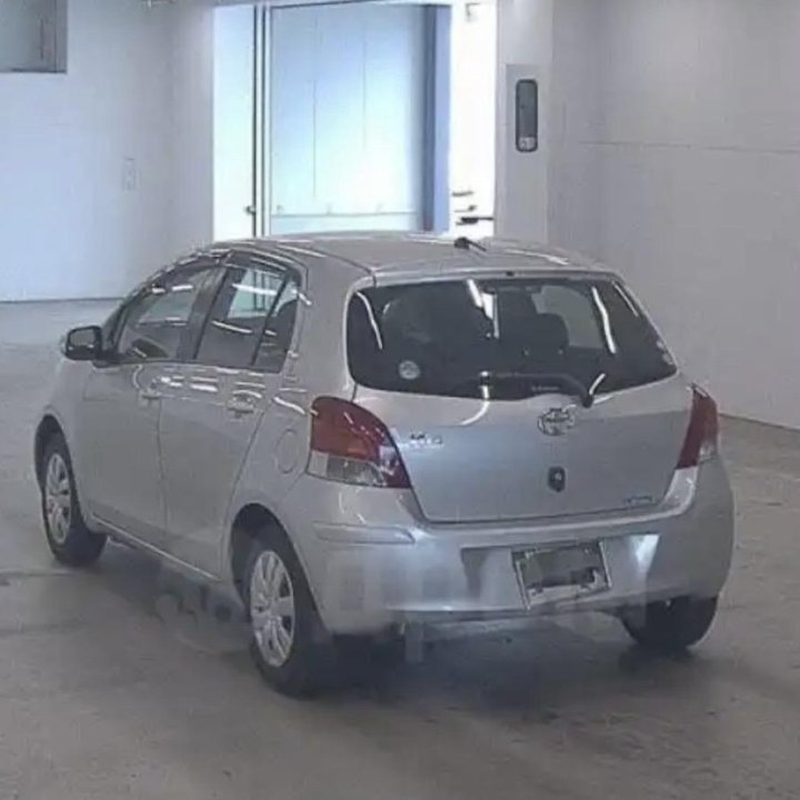 Toyota Vitz, 2010