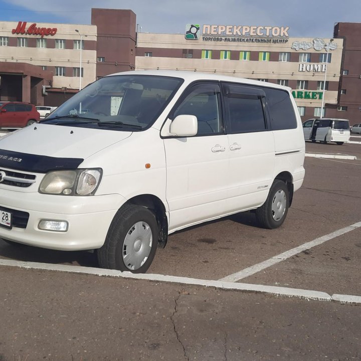 Toyota Town Ace, 2000