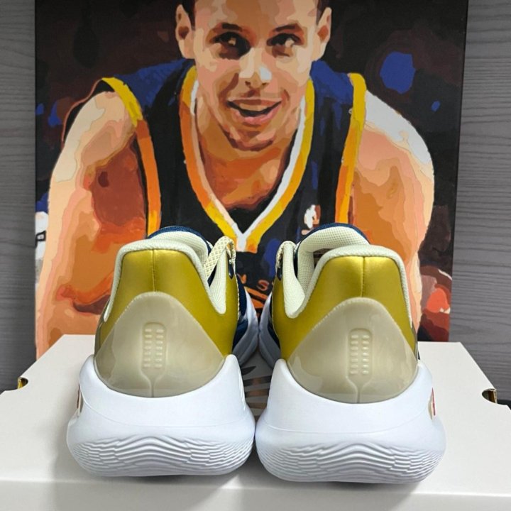 Баскетбольные кроссовки Under Armour Curry 11