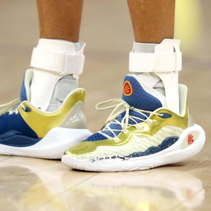 Баскетбольные кроссовки Under Armour Curry 11