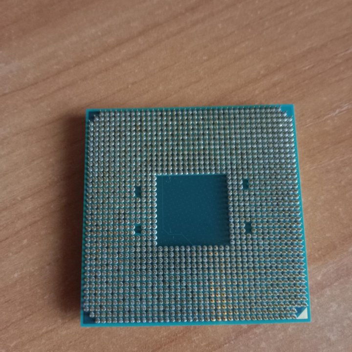 Процессор AMD Ryzen 7 2700X