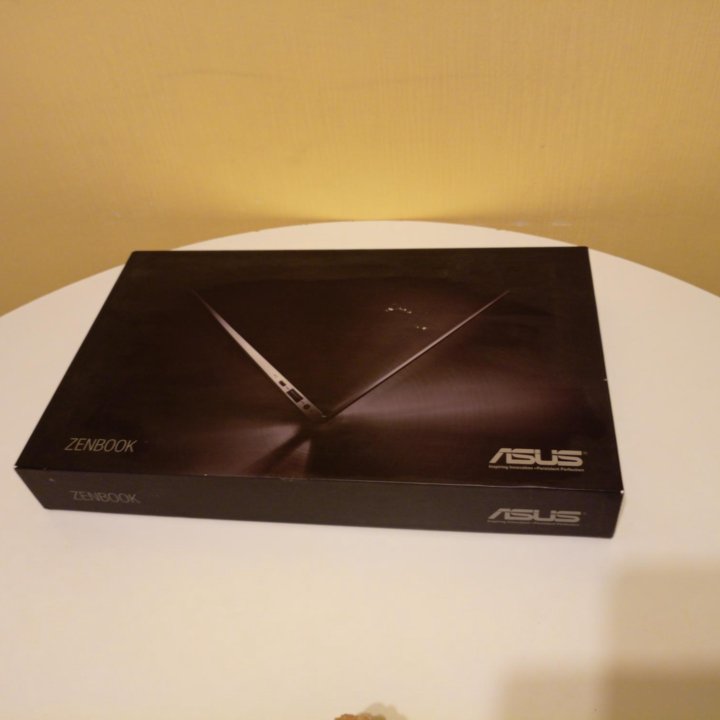 Ноутбук Asus