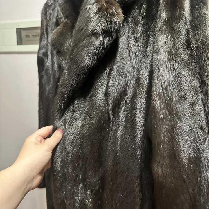 Норковая шуба Saga Furs