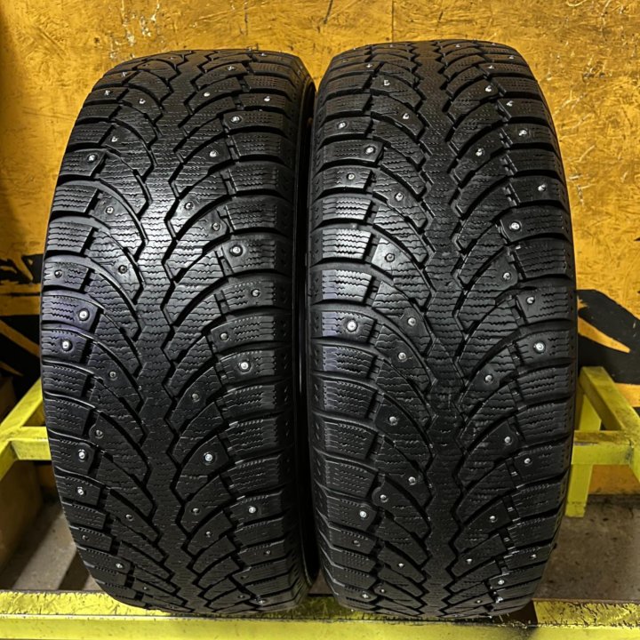 Зимние шины Pirelli Formula Ice R16 Все шипы 2шт