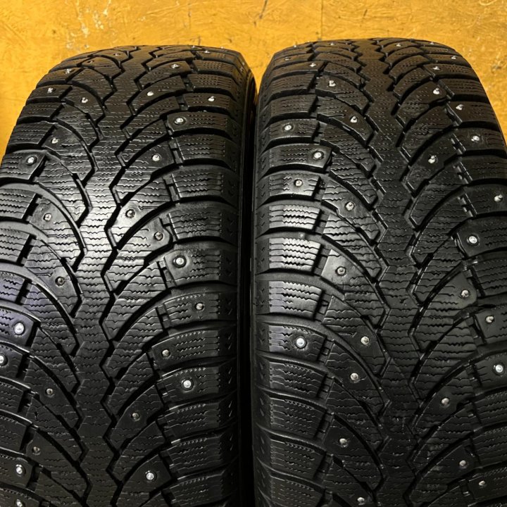 Зимние шины Pirelli Formula Ice R16 Все шипы 2шт