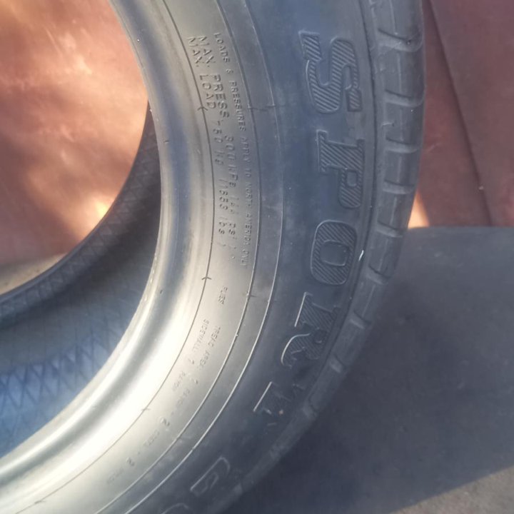 225 60 R16 Dunlop