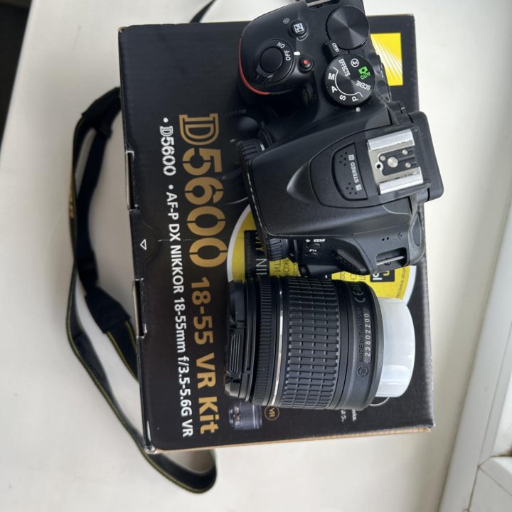 Nikon D5600 Kit AF-P DX 18-55mm F/3.5-5.6G VR