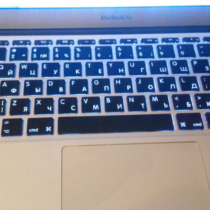 Ноутбук Macbook Air 11,6; 2014 года; 4Гб/128Гб