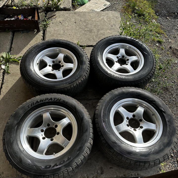 Колеса 265/65R17 Toyo