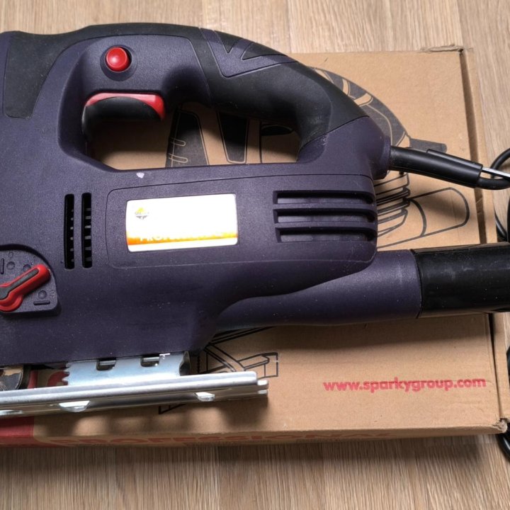 Лобзик Sparky TH 65