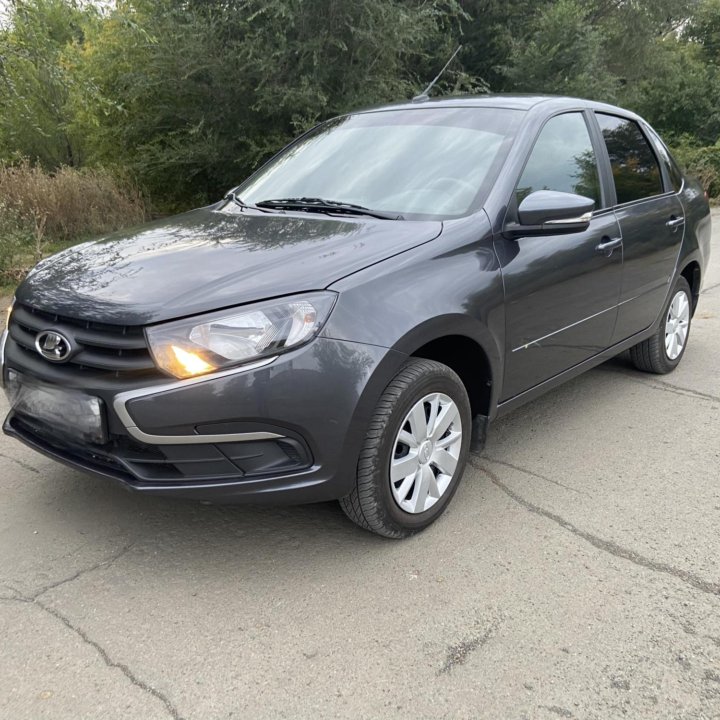 ВАЗ (Lada) Granta, 2022