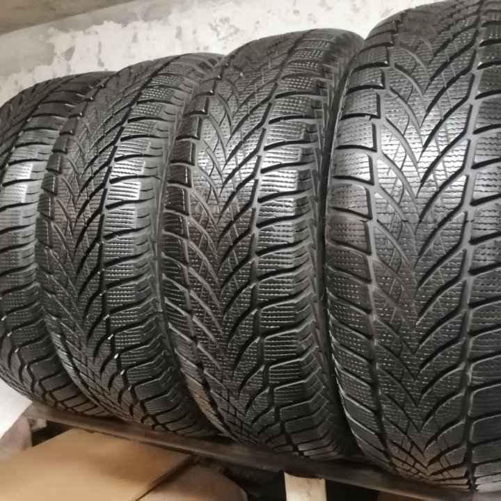 Goodyear UltraGrip Ice 2 215.65.16