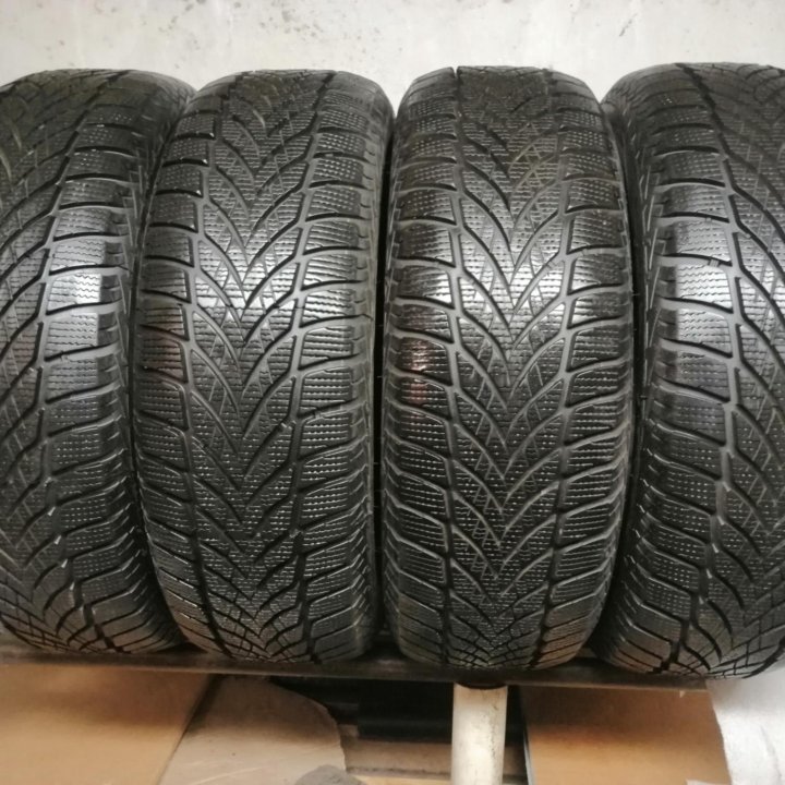 Goodyear UltraGrip Ice 2 215.65.16