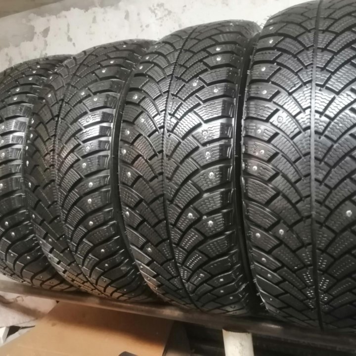 BFGoodrich G-Force Stud 215.55.17