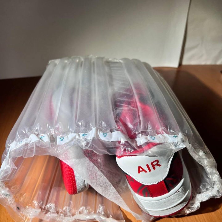 Кроссовки Nike Air Force 1. 44р