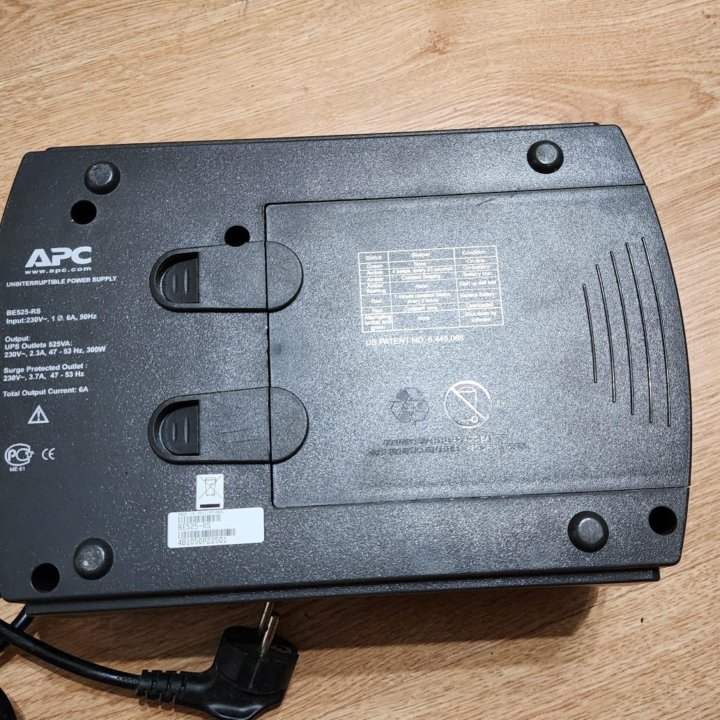 Ибп (бесперебойник) APC Back-Up ES 525VA