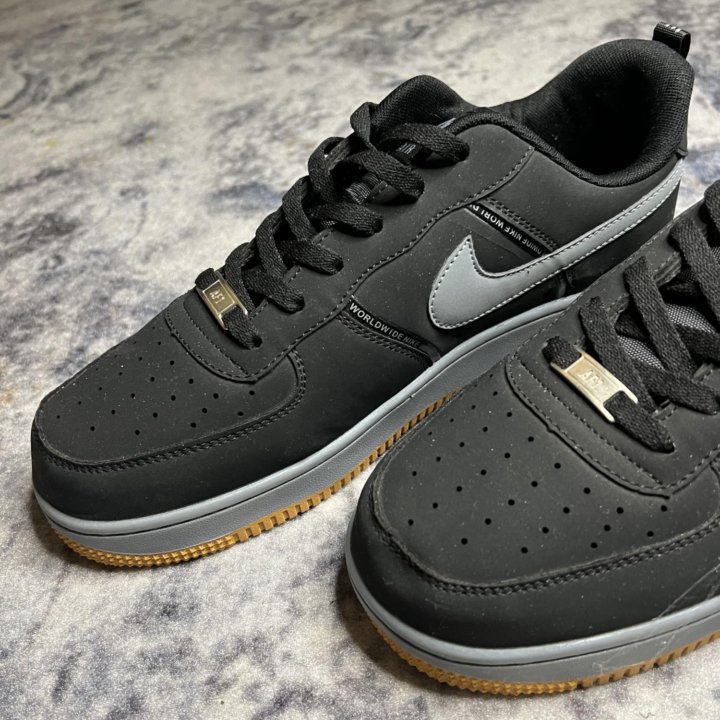 Nike AirForce 1