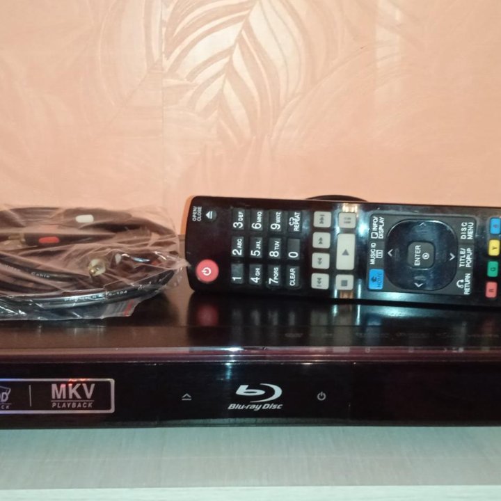 Blu-ray плеер LG BD 560