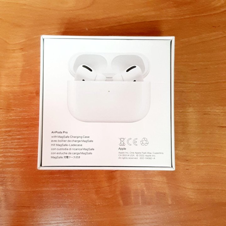 Коробка от наушников AirPods Pro