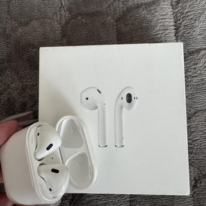 Продам!Айфон11 256 гб(наушники AirPods в подарок)