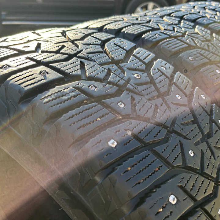 Зима Bridgestone Blizzak Spike-02 SUV 215/65 R16