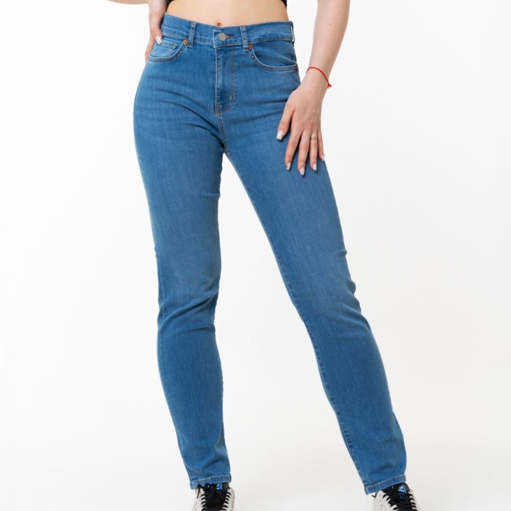 Джинсы женские Levis 724