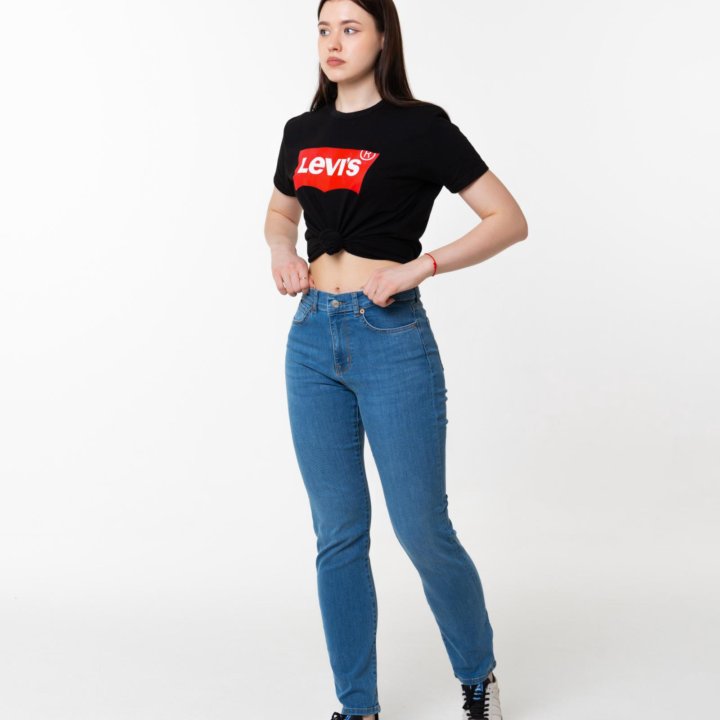 Джинсы женские Levis 724