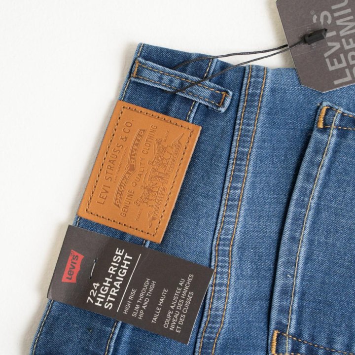 Джинсы женские Levis 724