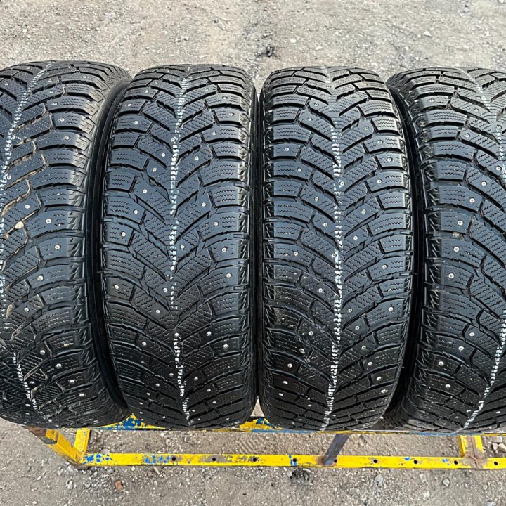 Зима Toyo 205/65 R16 Диски 5x105 D56.6 Cruze Astra