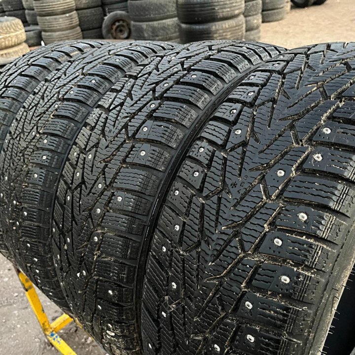 Зима Ikon Nordman 7 SUV 215/60 R17 100T 1 мес