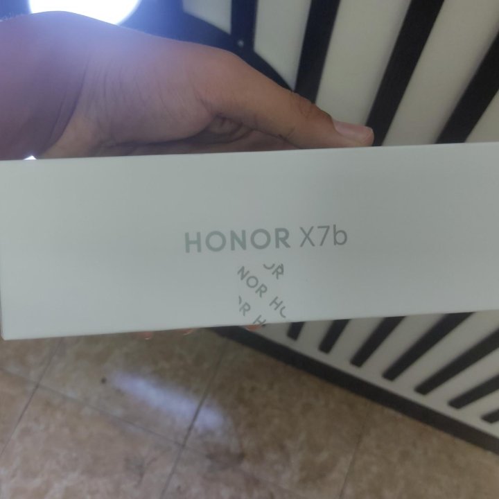 Honor x7b 8/128