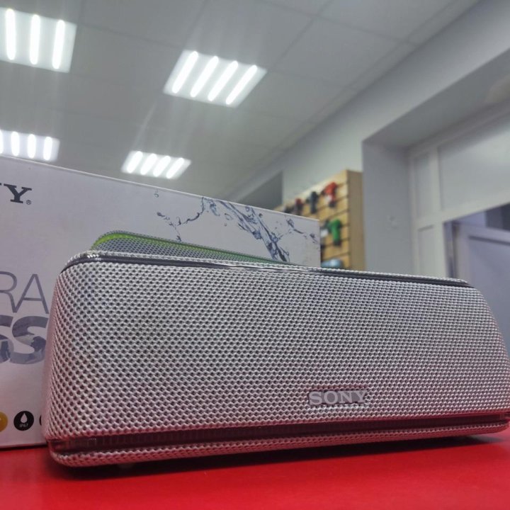 Беспроводная колонка Sony SRS-XB31