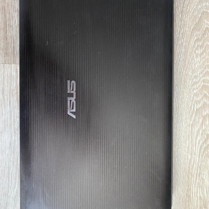 Ноутбук asus