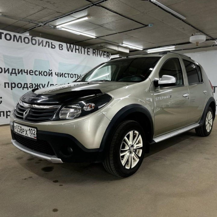 Renault Sandero Stepway, 2014