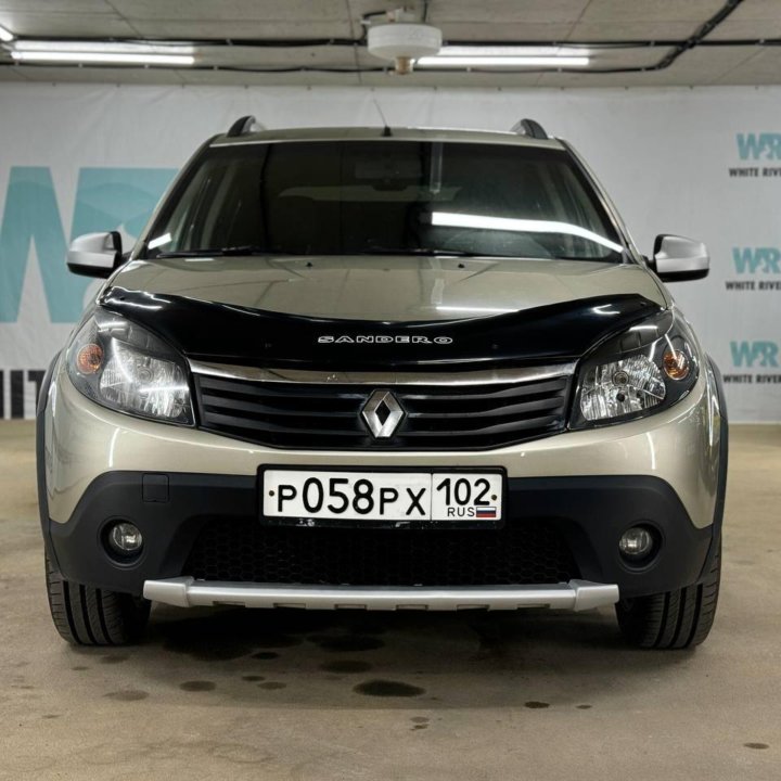 Renault Sandero Stepway, 2014