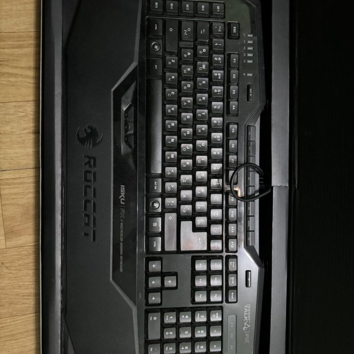 Игровая клавиатура roccat Isku FX