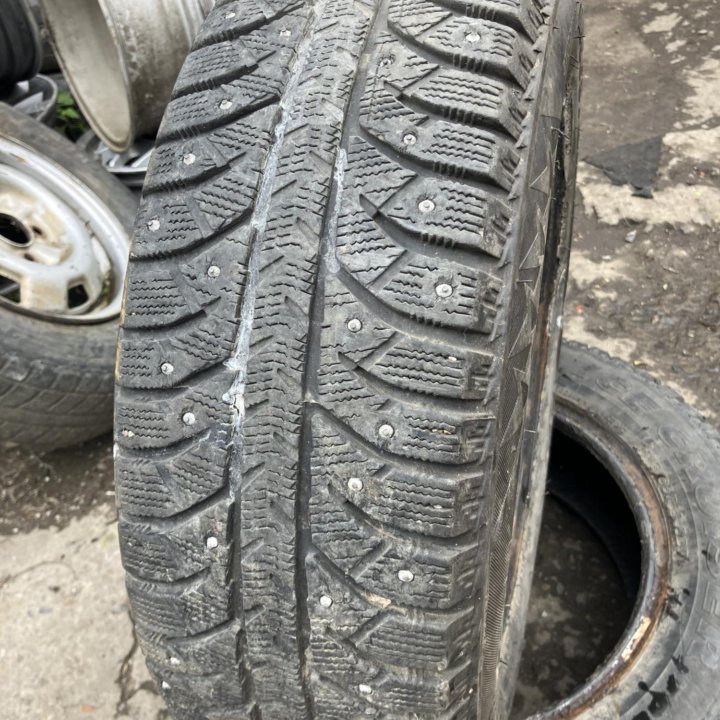 Шины зима 175/65/14 Bridgestone Ice Cruiser 7000