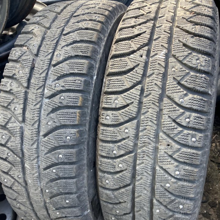 Шины зима 175/65/14 Bridgestone Ice Cruiser 7000