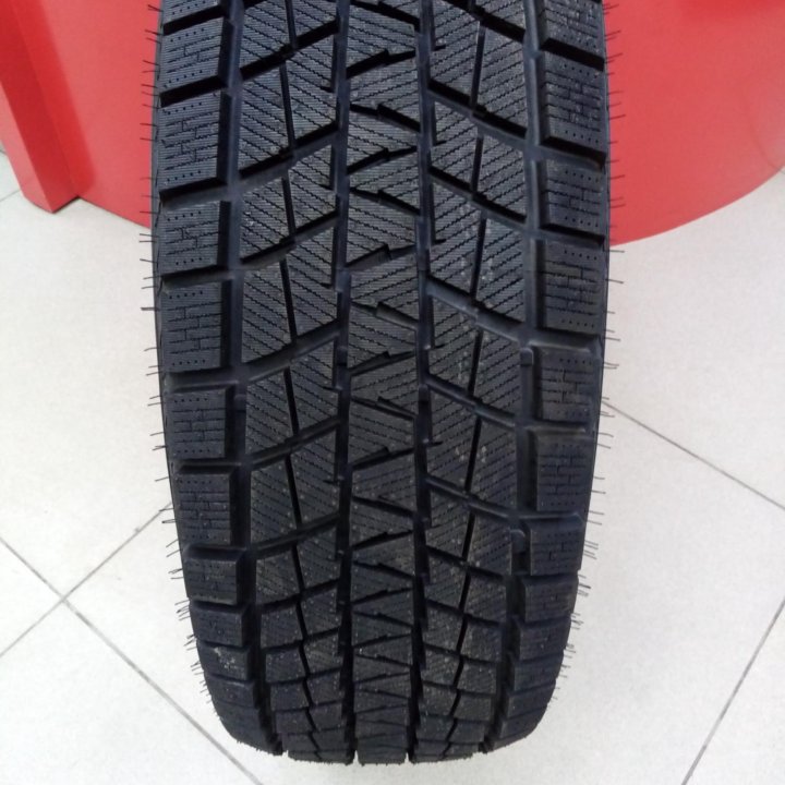 235/75R15 Kapsen RW501