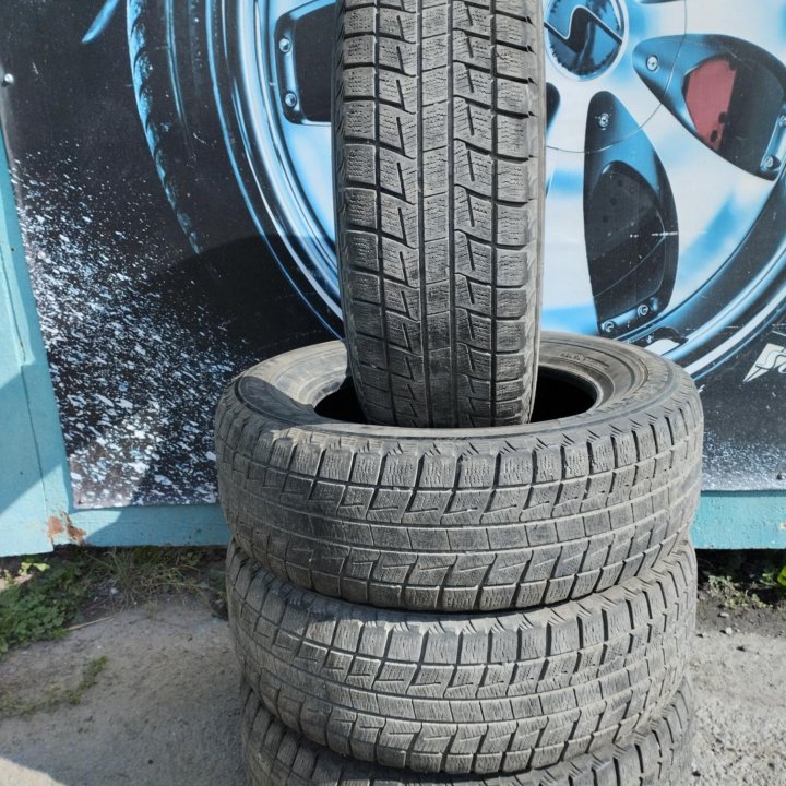 205/65 R 15 Bridgestone 4 шт