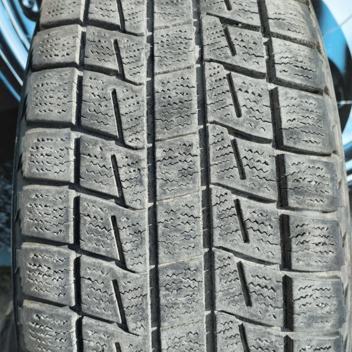 205/65 R 15 Bridgestone 4 шт