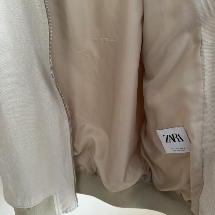 Бомбер Zara