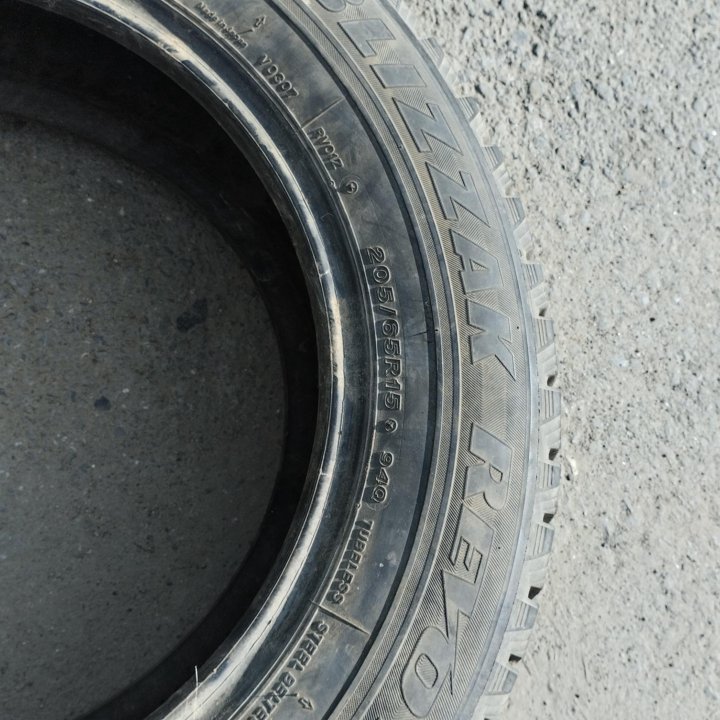 205/65 R 15 Bridgestone 4 шт