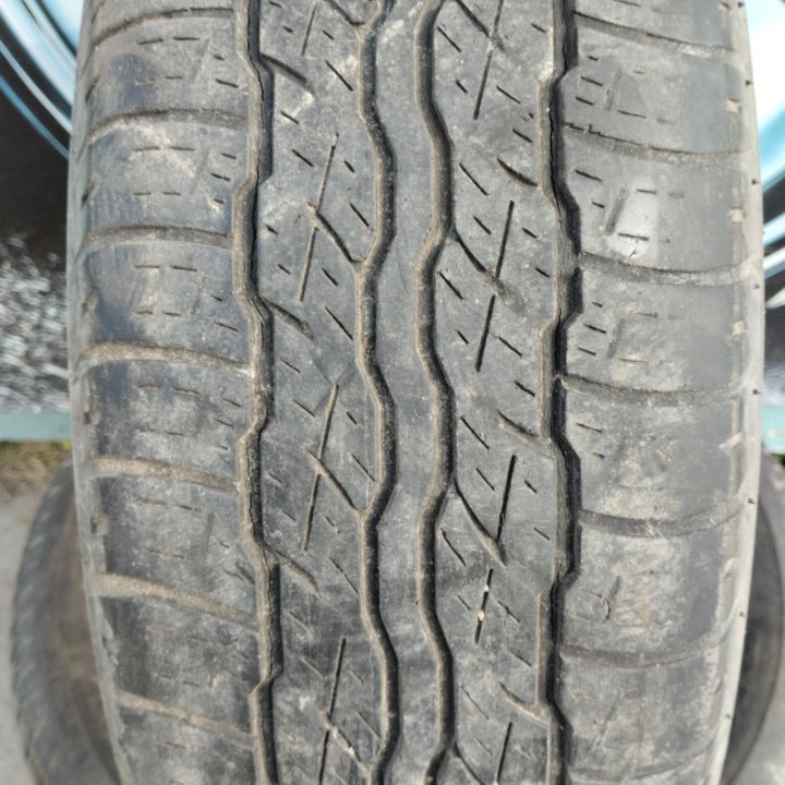 225/65 R 17 Bridgestone 4 шт