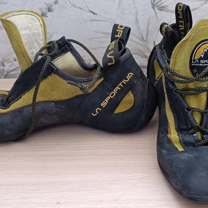 Скальные туфли