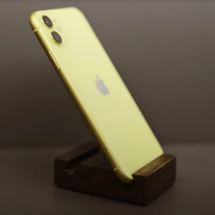 iPhone 11 64 gb yellow