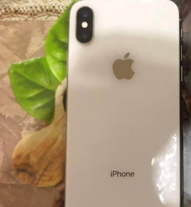 Продам iPhone x